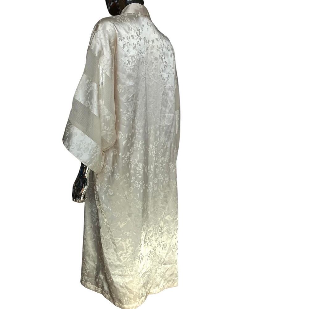 Dentelle Robe - Picture 2 of 5
